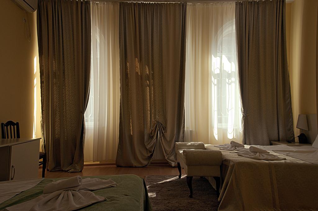Hotel Tbilisi Garden Kamer foto